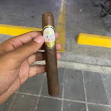 Alto Cerro Robusto Maduro