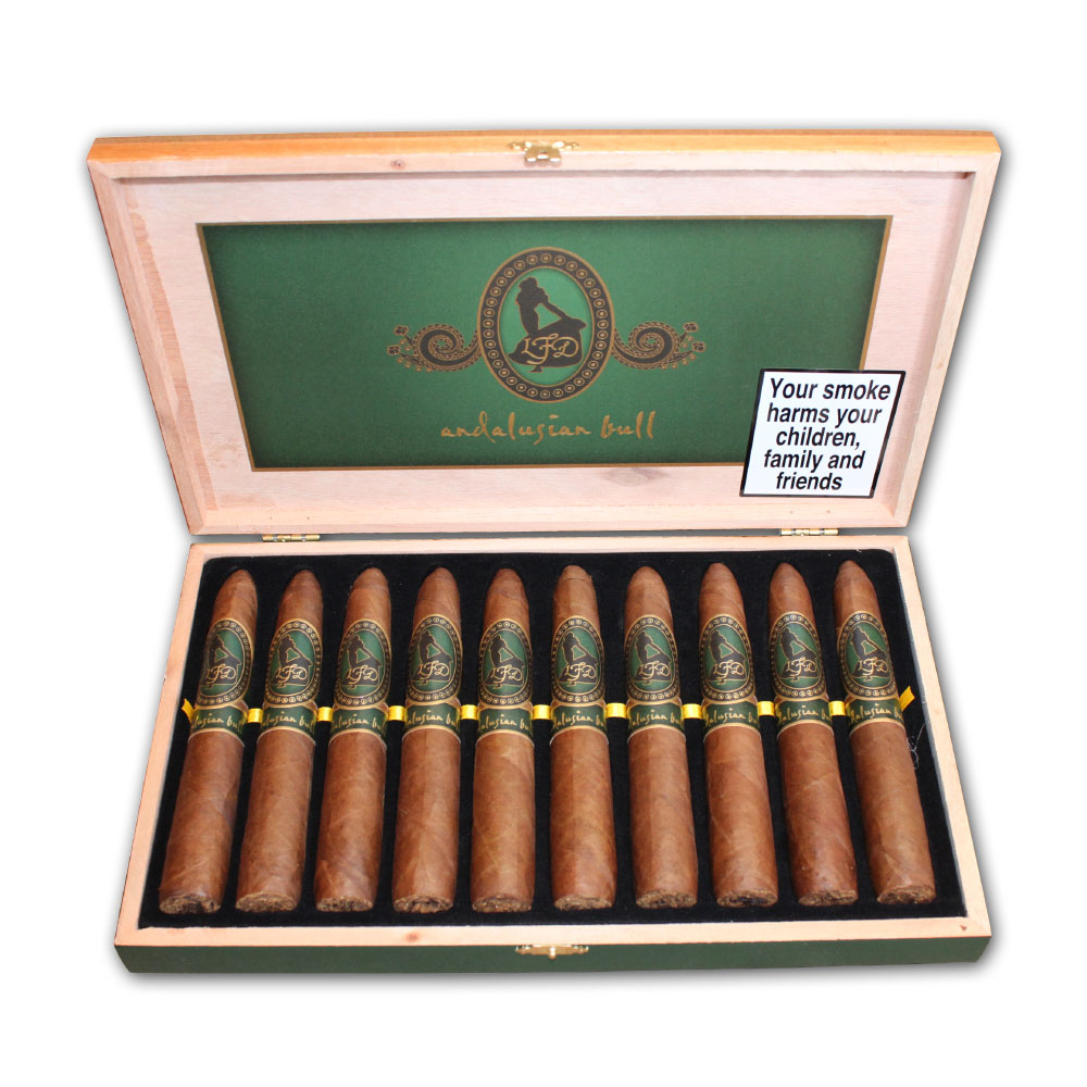 La Flor Dominicana Limitada Andalusian Bull (10*1)