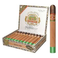 [1113105] Arturo Fuente Double Chat